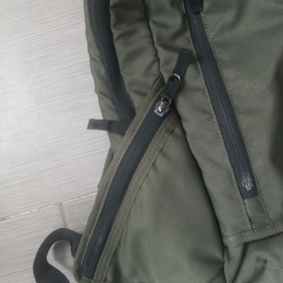 Nike SB RPM Black Skateboard Backpack Bag Carrier Green Sk8 Street RN# 56323 - Picture 4 of 7